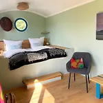 Kemp Schaeferwagen Tiny House Auf Dem Friesenhof