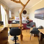 Schaeferwagen Tiny House Auf Dem Friesenhof Kemp *