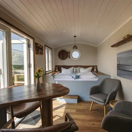 Camping Schaeferwagen Tiny House Auf Dem Friesenhof