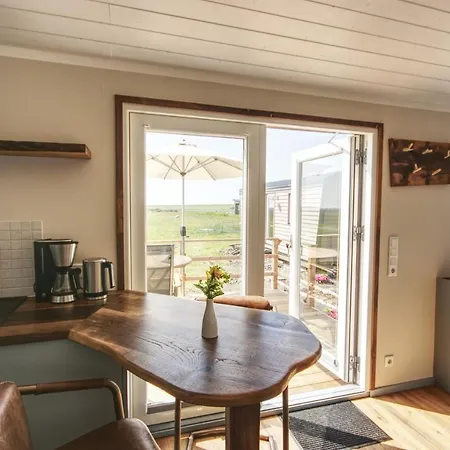 Schaeferwagen Tiny House Auf Dem Friesenhof * Pellworm