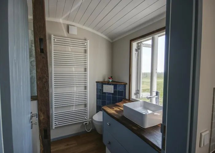 Campingplatz Schäferwagen Tiny House Auf Dem Friesenhof *