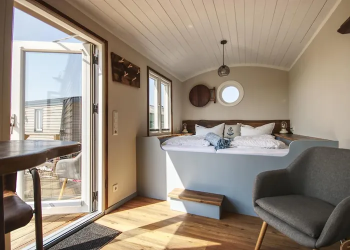 Schäferwagen Tiny House Auf Dem Friesenhof * Pellworm